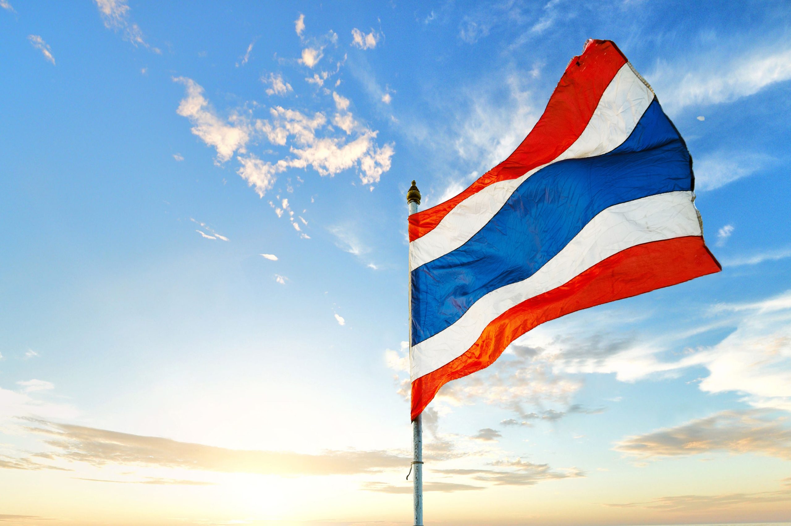 Les Canadiens incertains sur la sécurité en Thaïlande après le nouveau conseil régional «éviter tout voyage» émerge