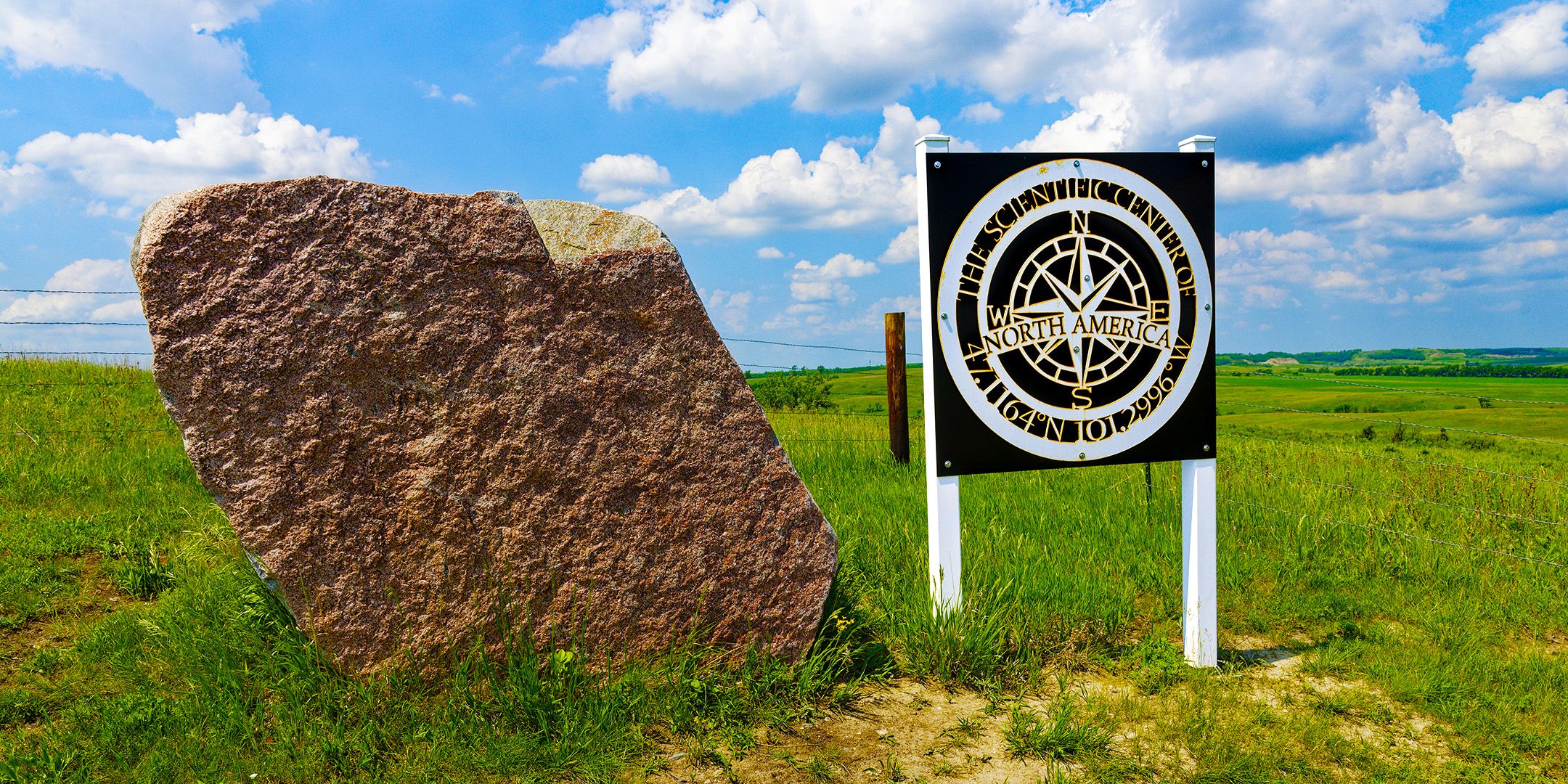 Cette magnifique petite ville est le centre officiel d'Amérique du Nord