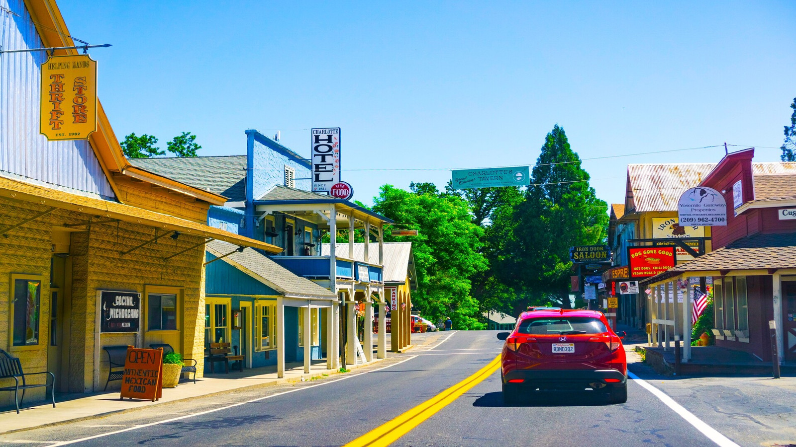 Esta cidade da Rush Gold é agora a porta de entrada mais subestimada para Yosemite
