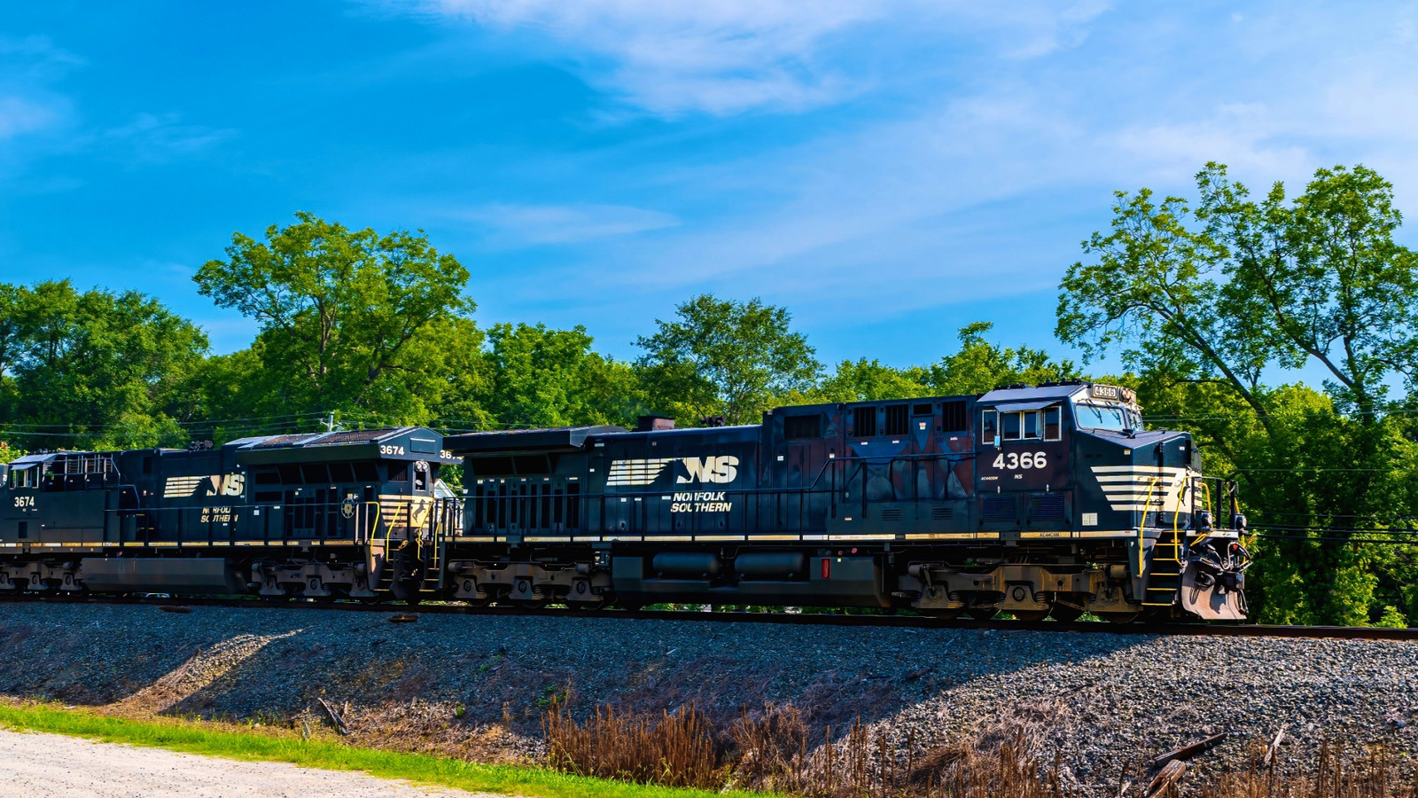 «Croyez-le quand je le vois:» Les passagers d'Amtrak restent sceptiques alors que le ministère de la Justice ordonne la priorité sur les trains de fret