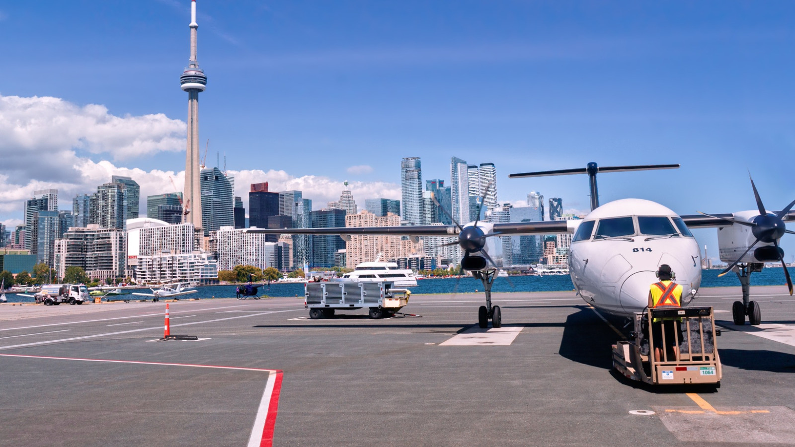 Les Canadiens mal à l'aise à plus de perturbations de vol, car une autre compagnie aérienne majeure lance des discussions de négociation collective