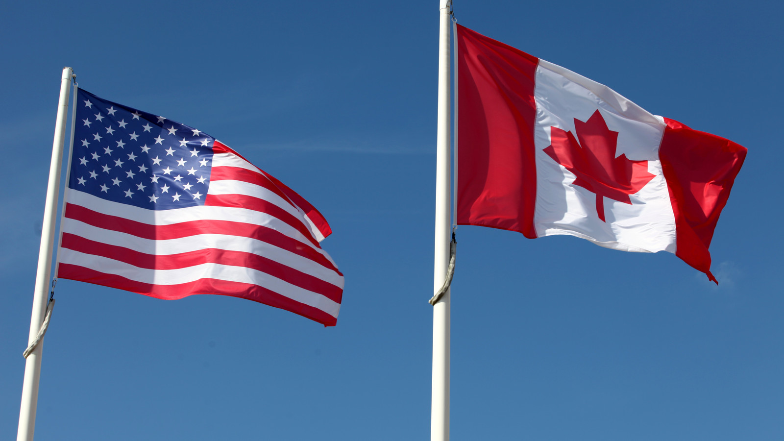 Les Canadiens évitent les passages aux frontières de Buffalo: les agents auraient posé des questions sur les voyages passés