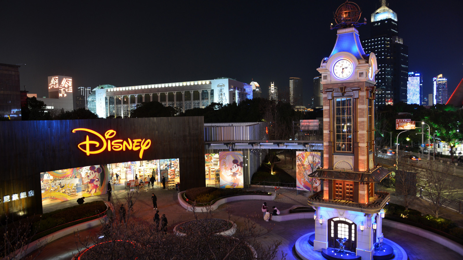 Disneyland acaba de abofetear a un invitado con una prohibición de dos años y los visitantes no podrían estar más de acuerdo