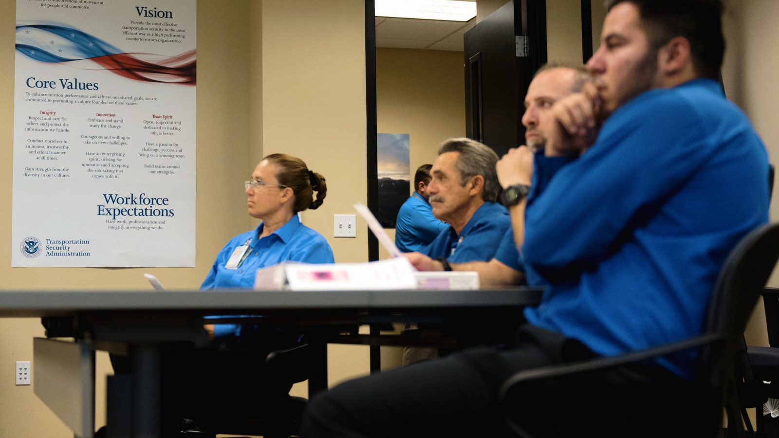 TSA eleva las reglas para facilitarnos la entrada para los viajeros internacionales