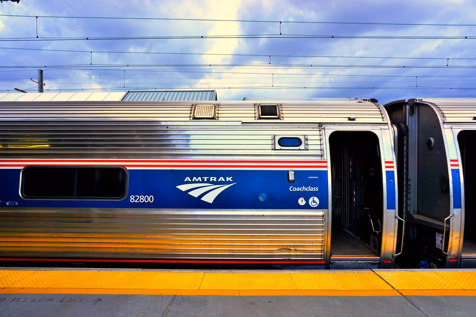 Les passagers d'Amtrak sont furieux alors que le projet de 16 milliards de dollars est « interrompu » par l'administration Trump