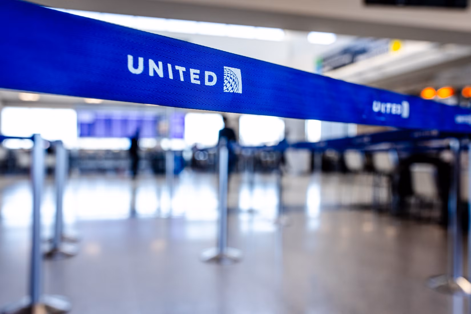 A batalha da United Airlines e da Southwest nos outdoors se torna irrelevante após um fim de semana de pesadelo com quase 3.000 interrupções de voos combinadas