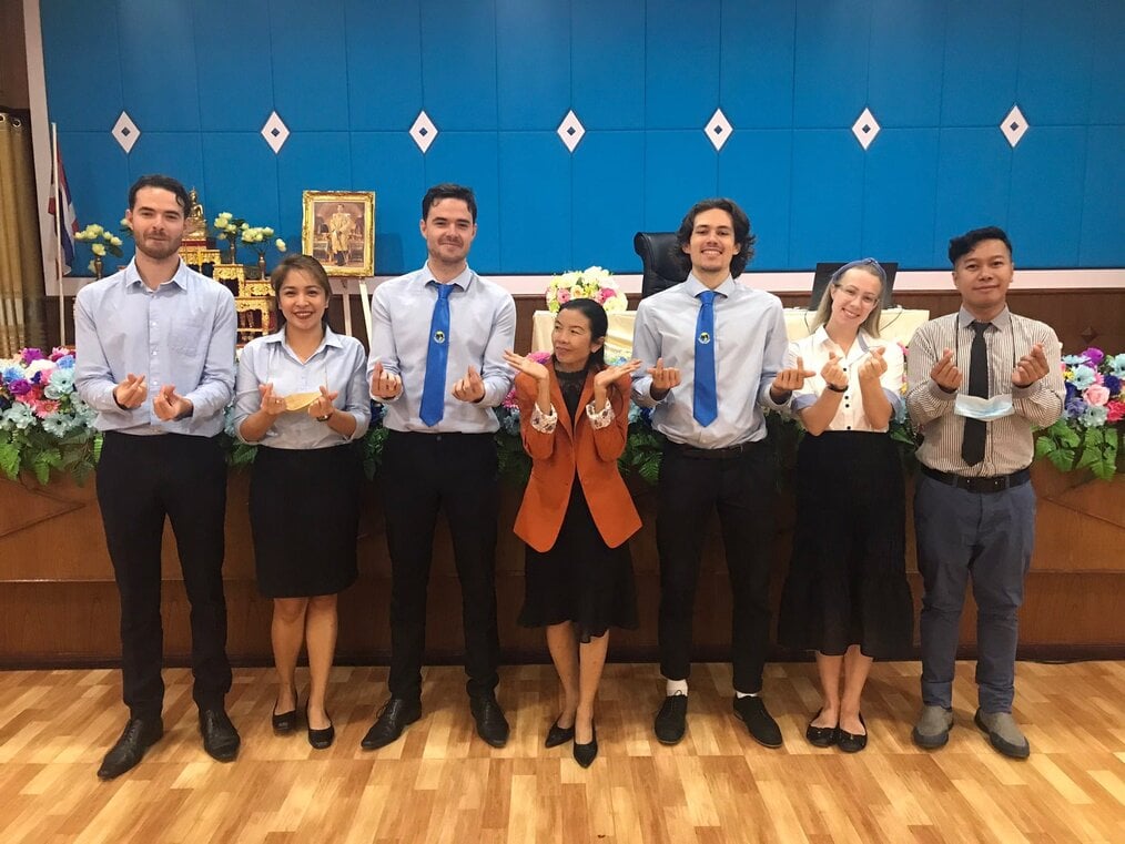 Comment obtenir votre certification TEFL: guide étape par étape