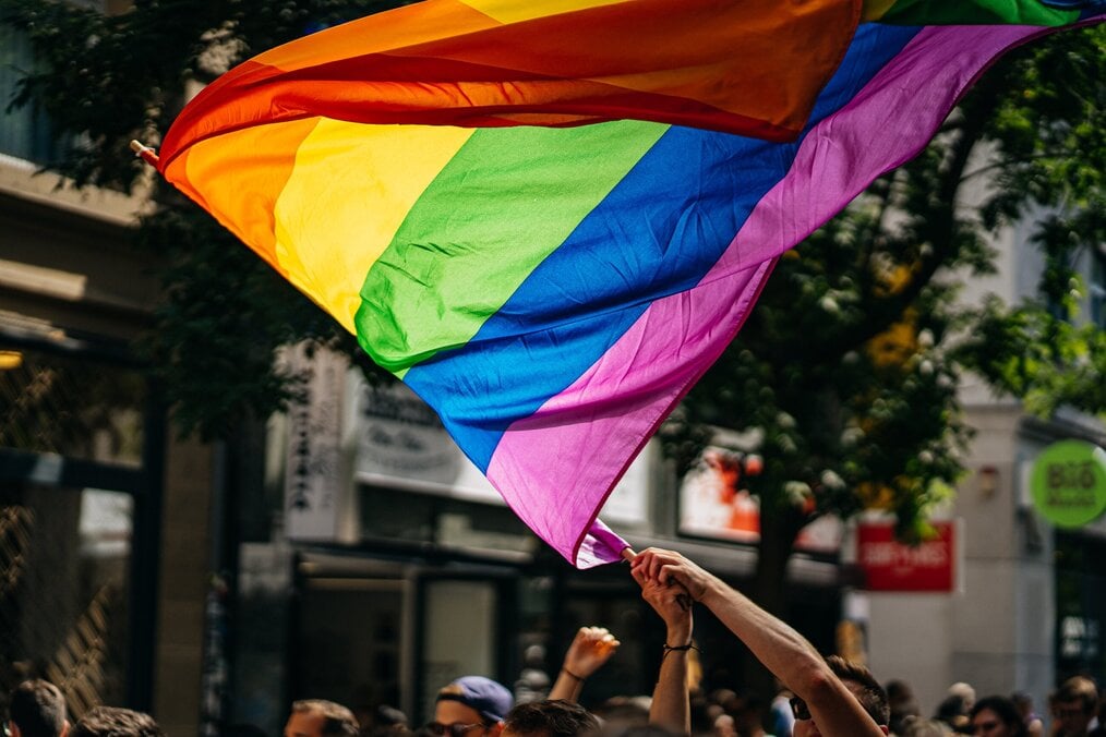 12 LGBTQIA+ Estudo amigável no exterior destinos