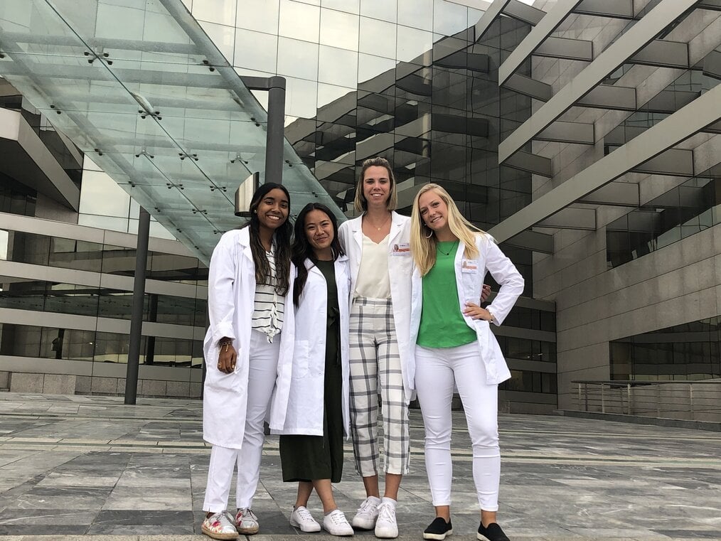 Cómo solicitar trabajos en el extranjero