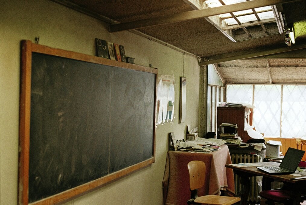 8 Soluciones para la enseñanza con recursos limitados en el aula