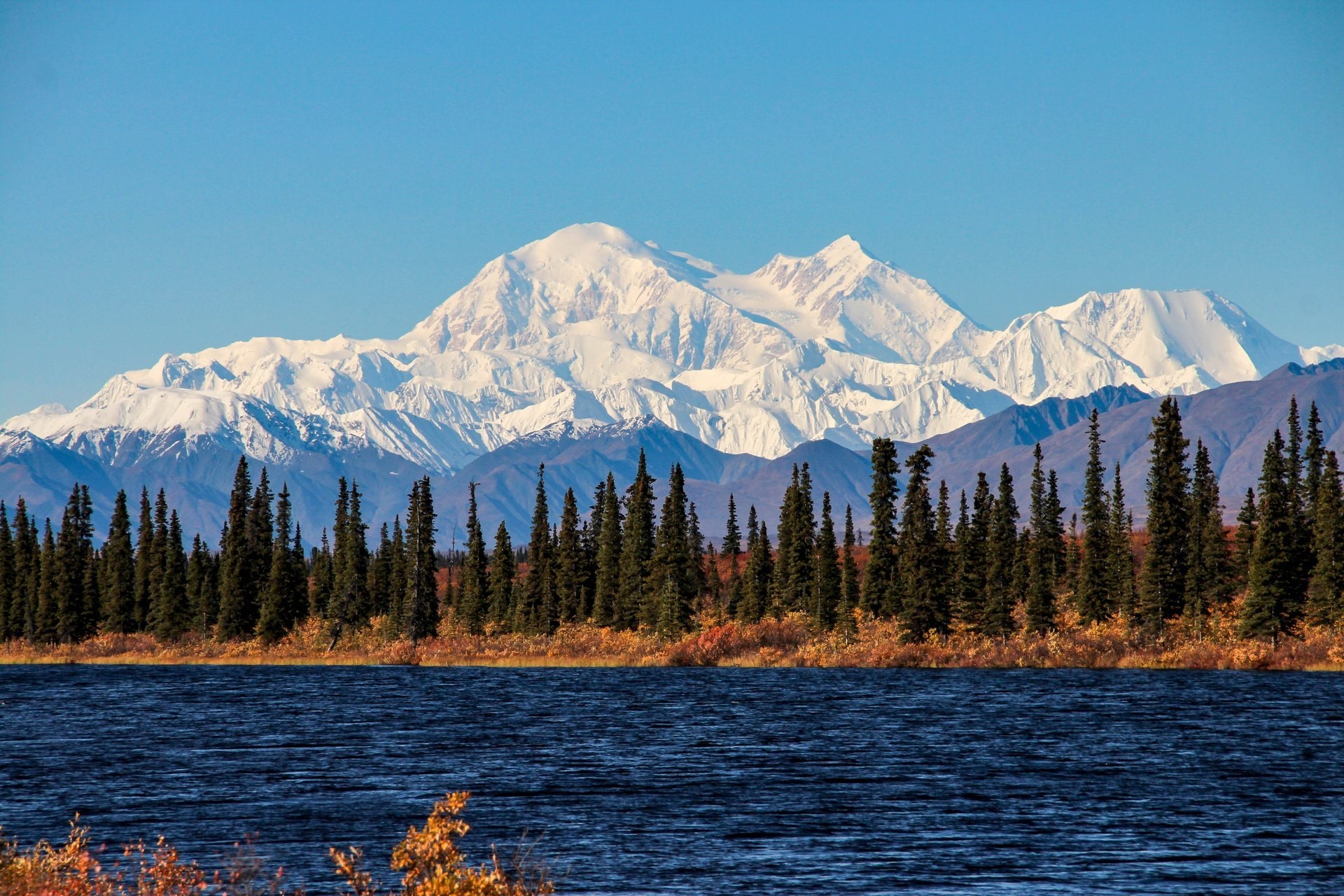 11 montagne dell'Alaska da aggiungere alla tua lista dei desideri