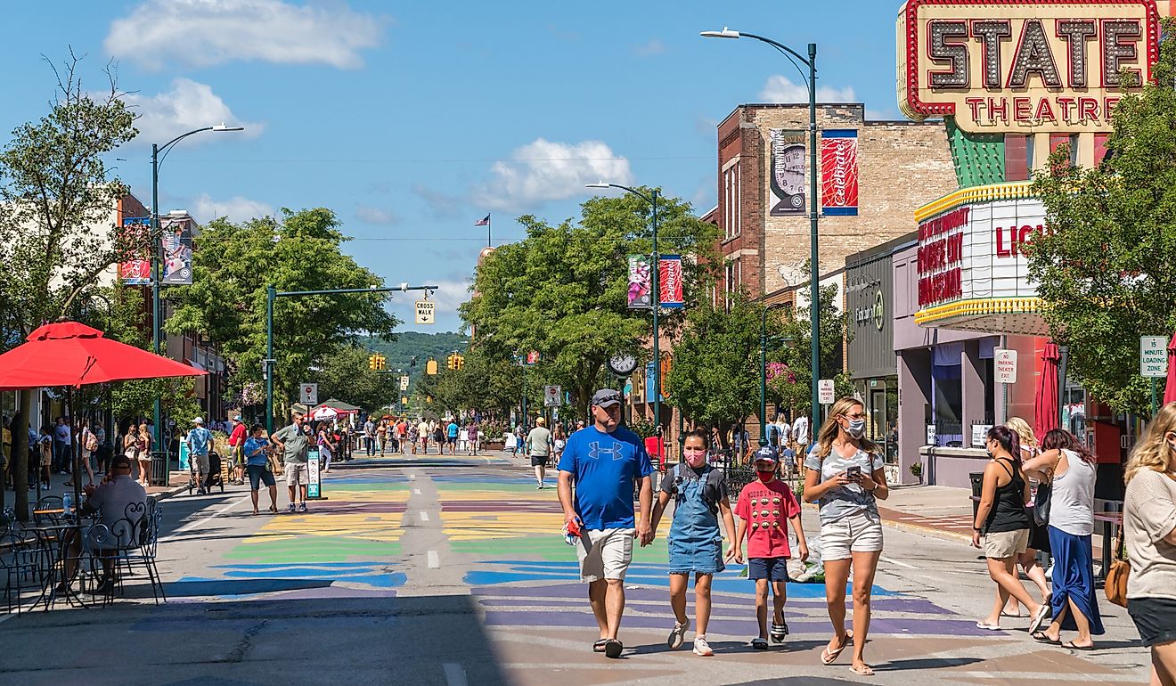 11 ciudades de Michigan con calles principales inolvidables