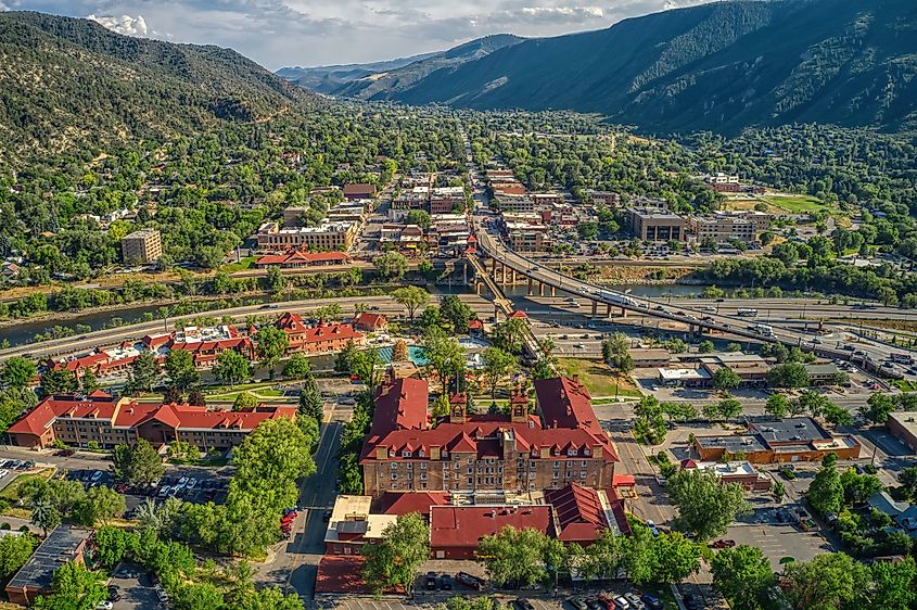 8 Most Scenic Small Towns no Colorado para os amantes da natureza