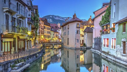 Voyage Tipsovertourism: 5 Destinations à éviter et où aller à la place