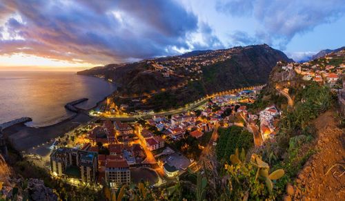 Ver itinerarios de Portugal y do4 para viajes por carretera emocionantes