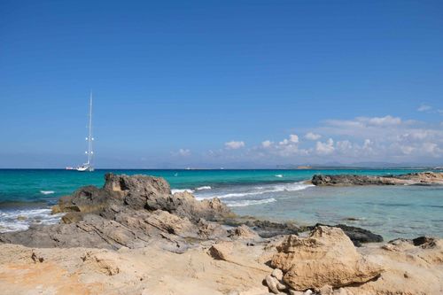 La petite sœur préservée d'Inspirationibiza: pourquoi vous devriez prendre lentement sur Formentiera