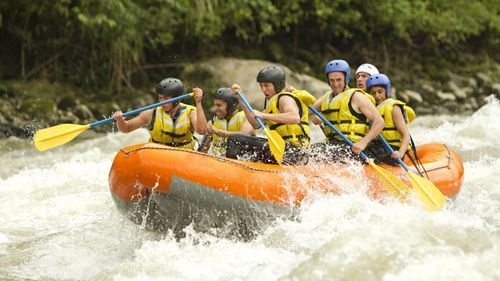Voir et do9 des meilleurs spots de rafting en eau vive du monde