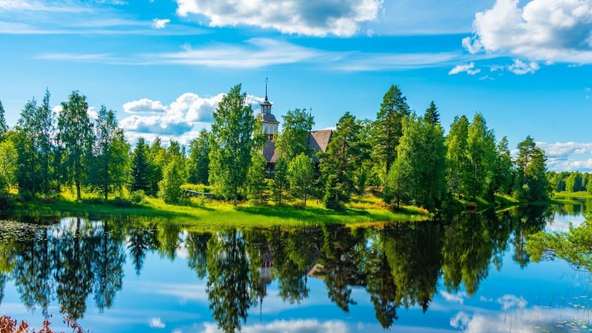 Vamos a un viaje a los sitios del Patrimonio Mundial de Finlandia 