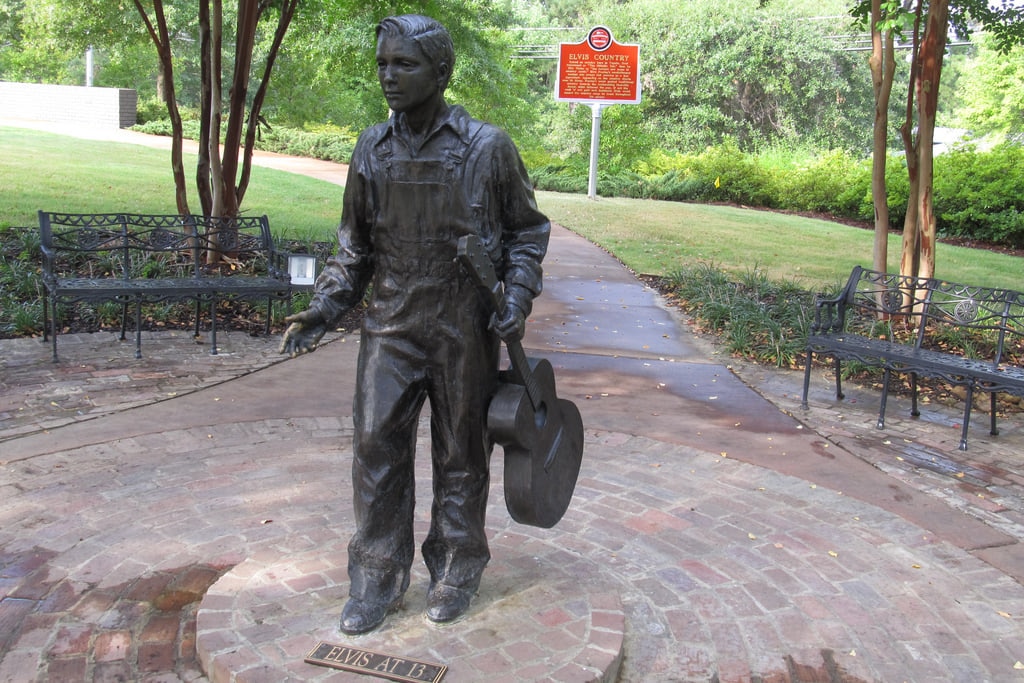 Tupelo: Haga un viaje al lugar de nacimiento de la legendaria Elvis Presley
