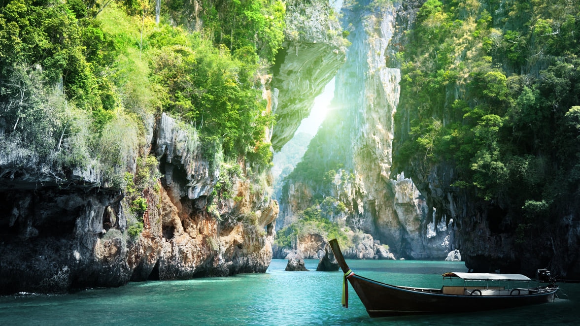 Krabi: une station balnéaire pleine d'îles karstiques et de plages de sable blanc idylliques