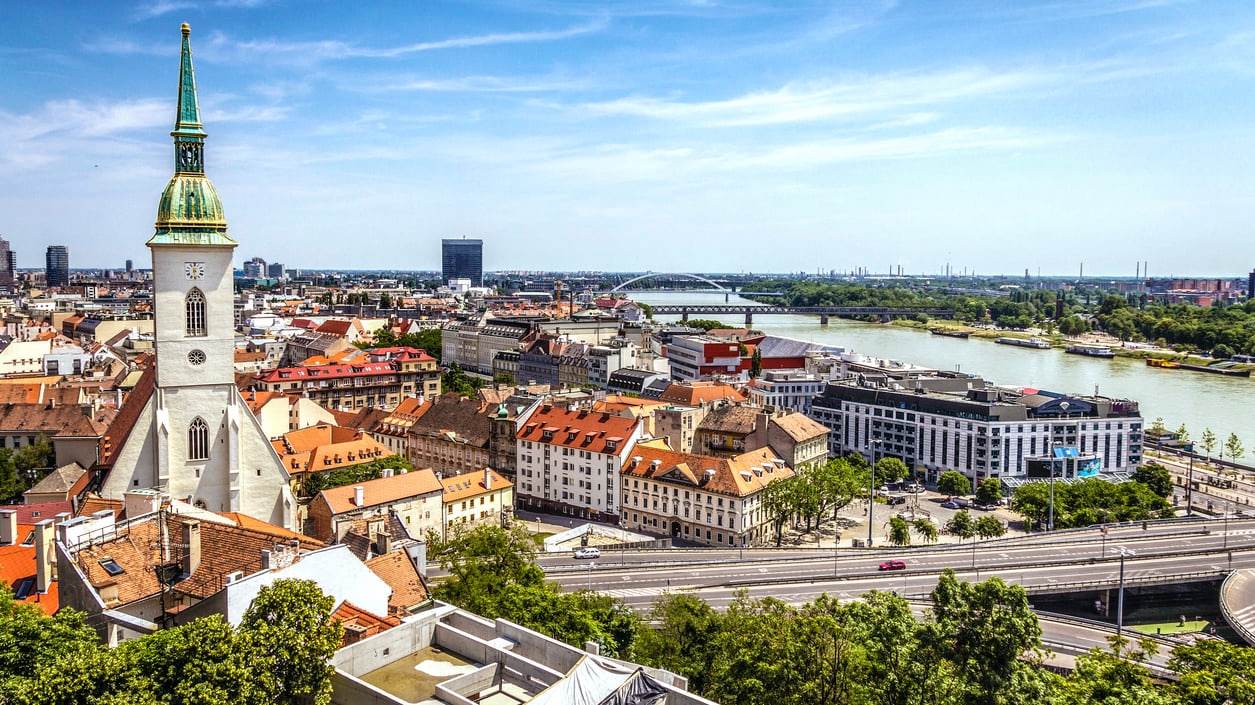 Eslovaquia: la tierra de los viejos castillos majestuosos y las altísimas montañas brumosas