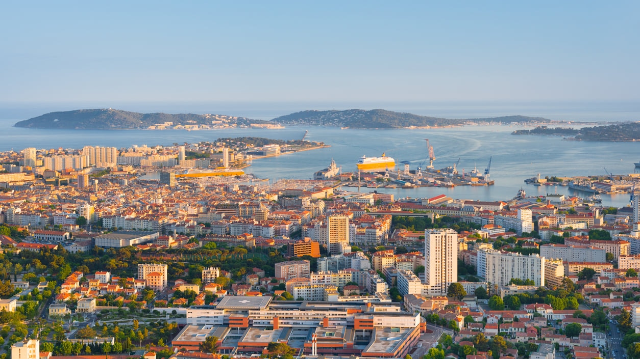 Toulon: un hermoso destino turístico popular como la ciudad portuaria