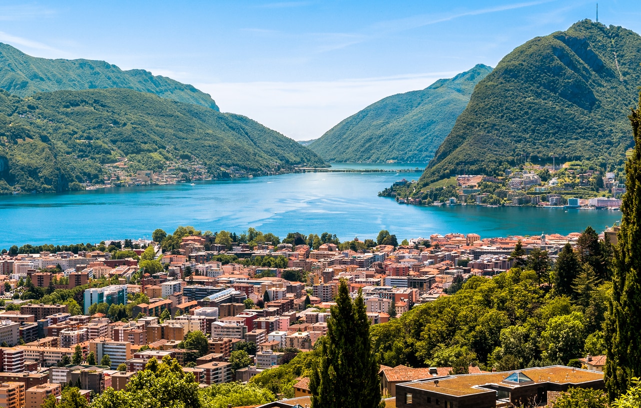 Lugano: una hermosa ciudad junto al lago en el sur de Suiza