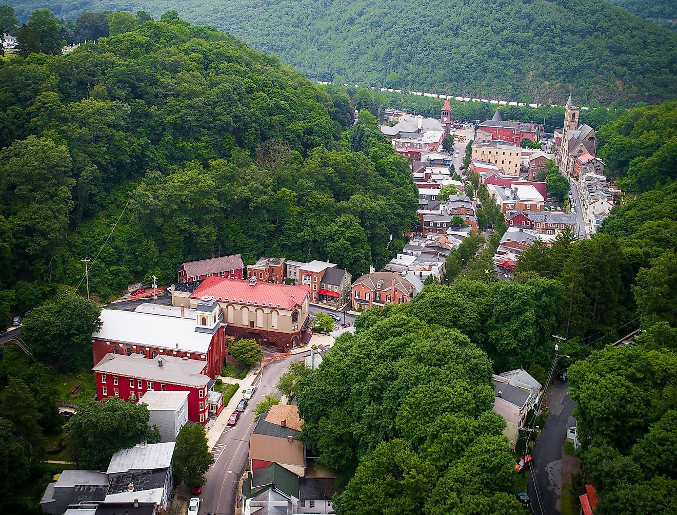 Cette ville calme de Poconos est un joyau sous-estimé pour les amoureux de la nature