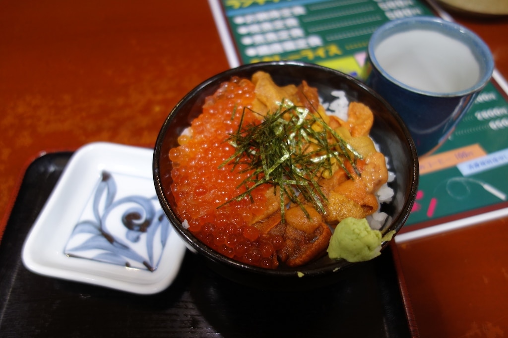 10 pontos cuidadosamente selecionados onde você pode desfrutar de comida gourmet exclusiva de Wakkanai, a ponta mais ao norte do Japão