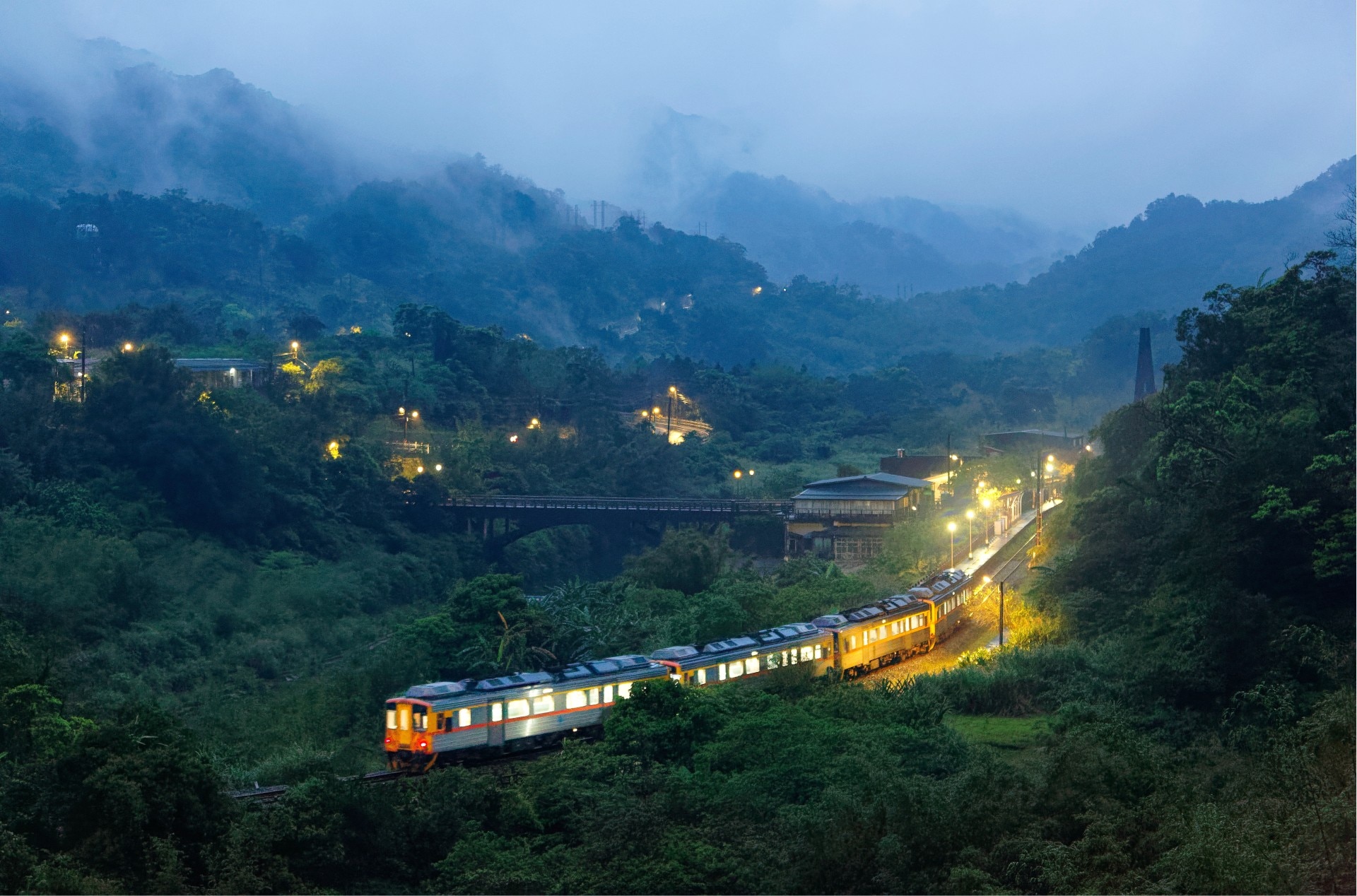 La plus belle ligne de chemin de fer de Taiwan: Explorer Pingxi en train