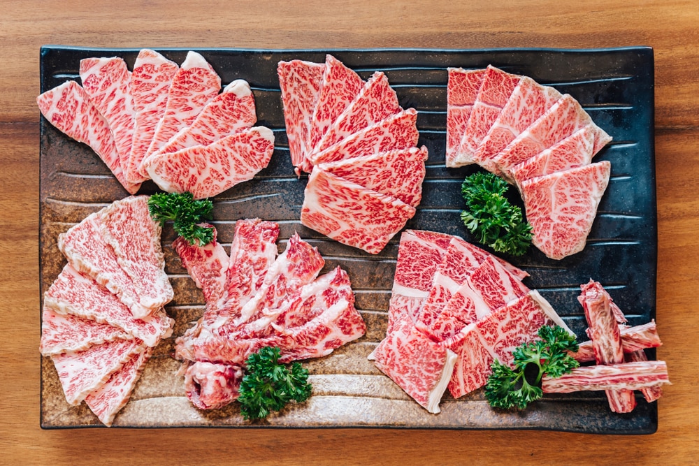 Aller au-delà du bœuf kobe avec ces différents types de wagyu japonais