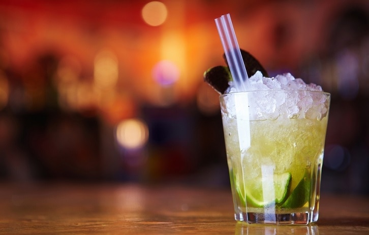 4 pontos noturnos populares na Orchard Road! Desfrute de uma noite divertida!