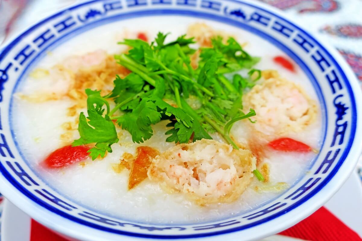 TSIM SHA TSUI SIGNESEING commence par le petit déjeuner! Nous présenterons de bons endroits pour le petit-déjeuner pour vous satisfaire du matin!