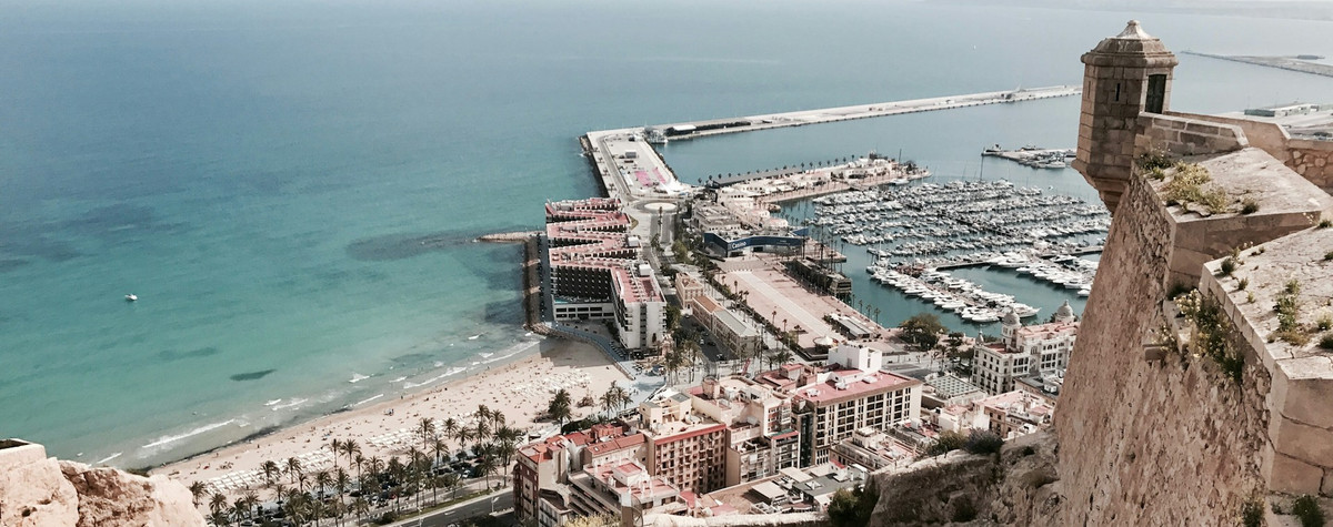 Entretien avec Flatio Tenant, Maria Anastasiadou: Qu'est-ce qu'un hébergement numérique nommé nomade et l'importance de la communication