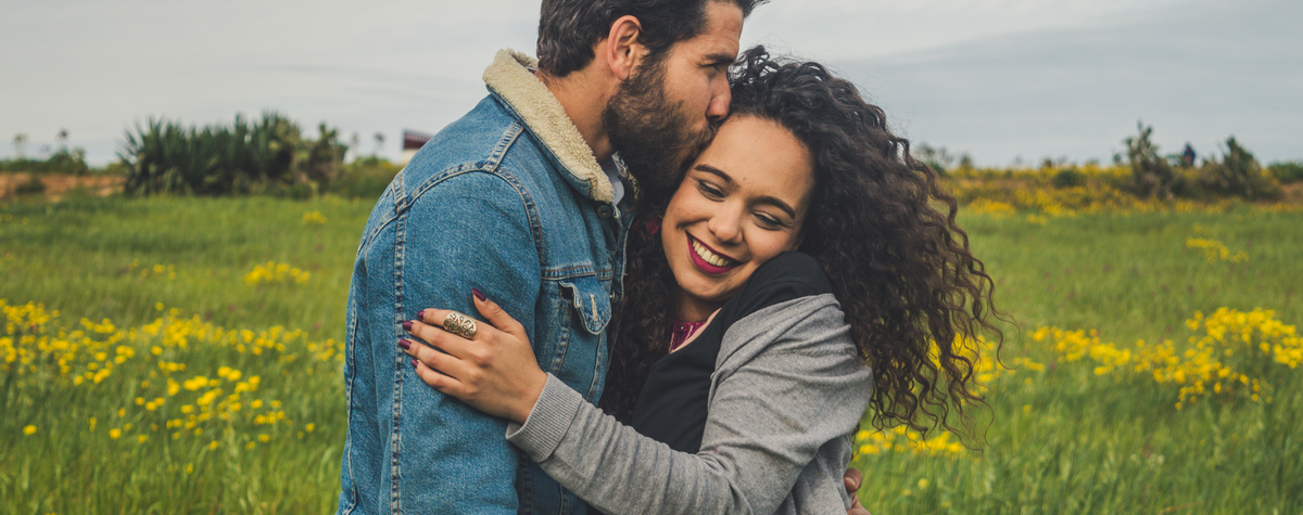 Como viajar pelo mundo como um casal nômade digital