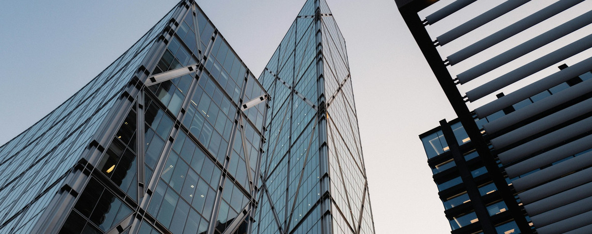 Un guide du logement d'entreprise (types d'hébergement d'entreprise, facteurs à considérer, FAQ)