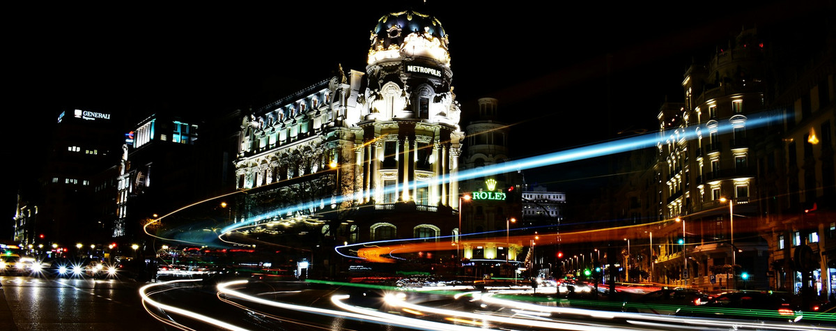 Madrid Digital Nomad Guide (visas, alquileres, vistas superiores, espacios de coworking, costo de vida, transporte, mejores vecindarios y más)