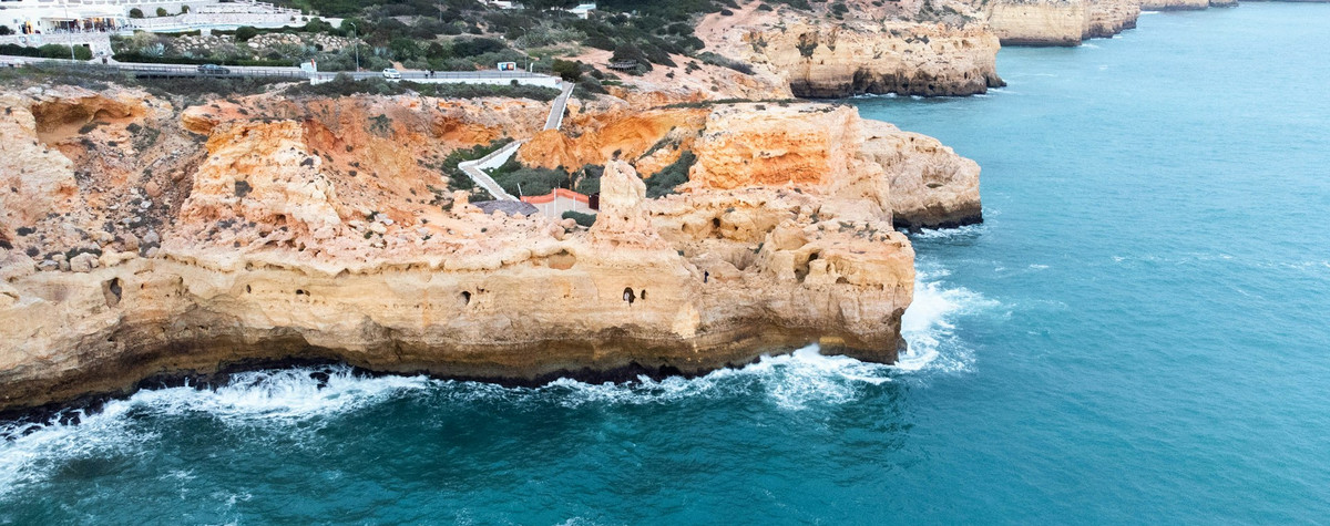 Votre guide de la météo en Algarve (saisons, meilleur moment pour visiter, températures mois par mois)