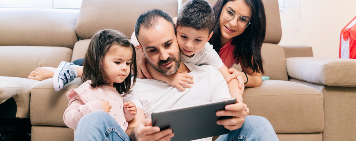 Familières nomades numériques et écoliers du monde