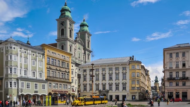 Uma cidade cultural florescendo ao longo do Danúbio 
