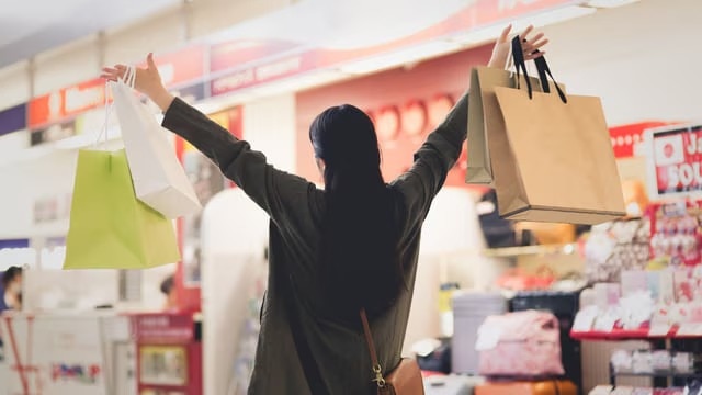 Présentation des magasins en franchise de droits à l'aéroport international de Los Angeles (LAX)!
