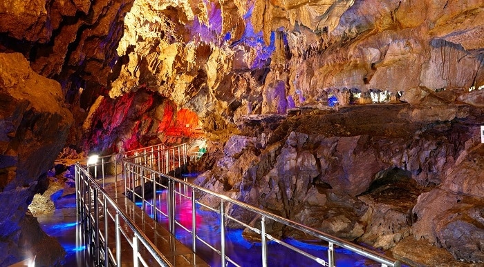 Présentation de 4 sites touristiques recommandés dans la préfecture GIFU que vous pouvez apprécier même les jours de pluie!