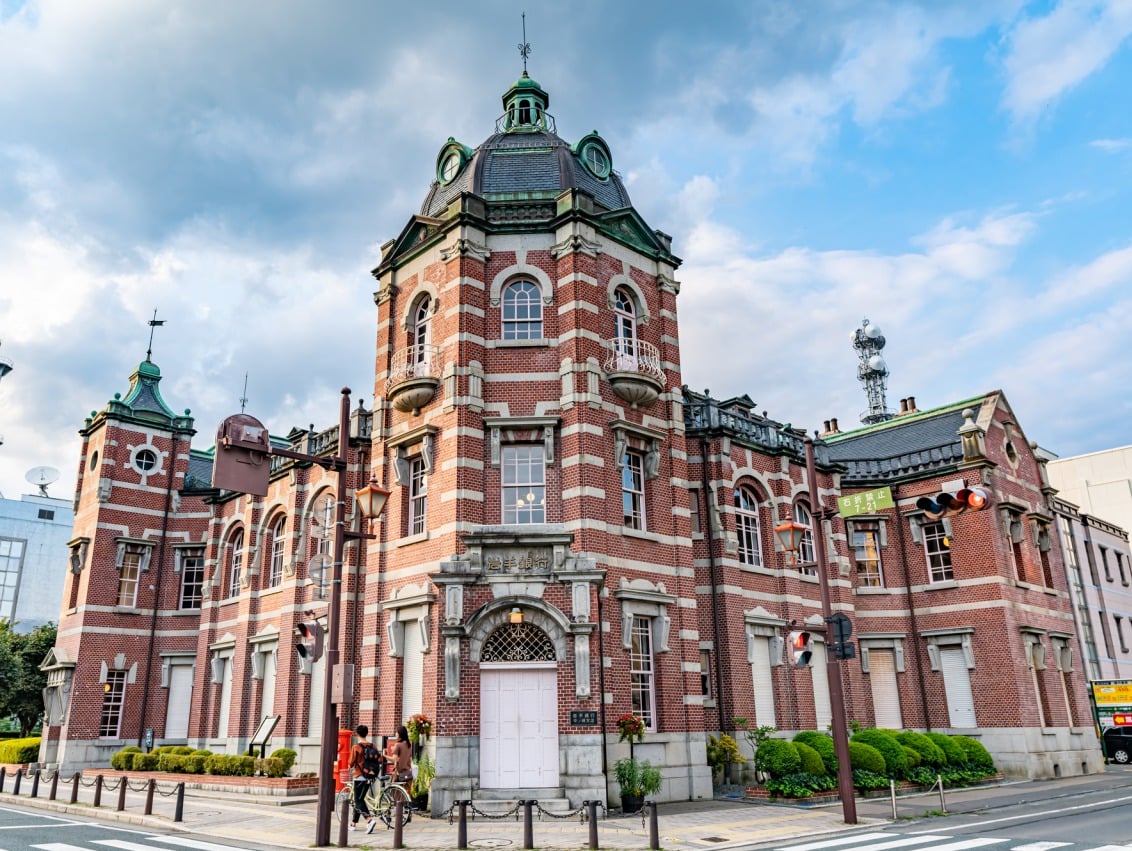 Presentamos el lugar de turista retro de Morioka: el edificio de ladrillo rojo de Iwate Bank y las atracciones cercanas