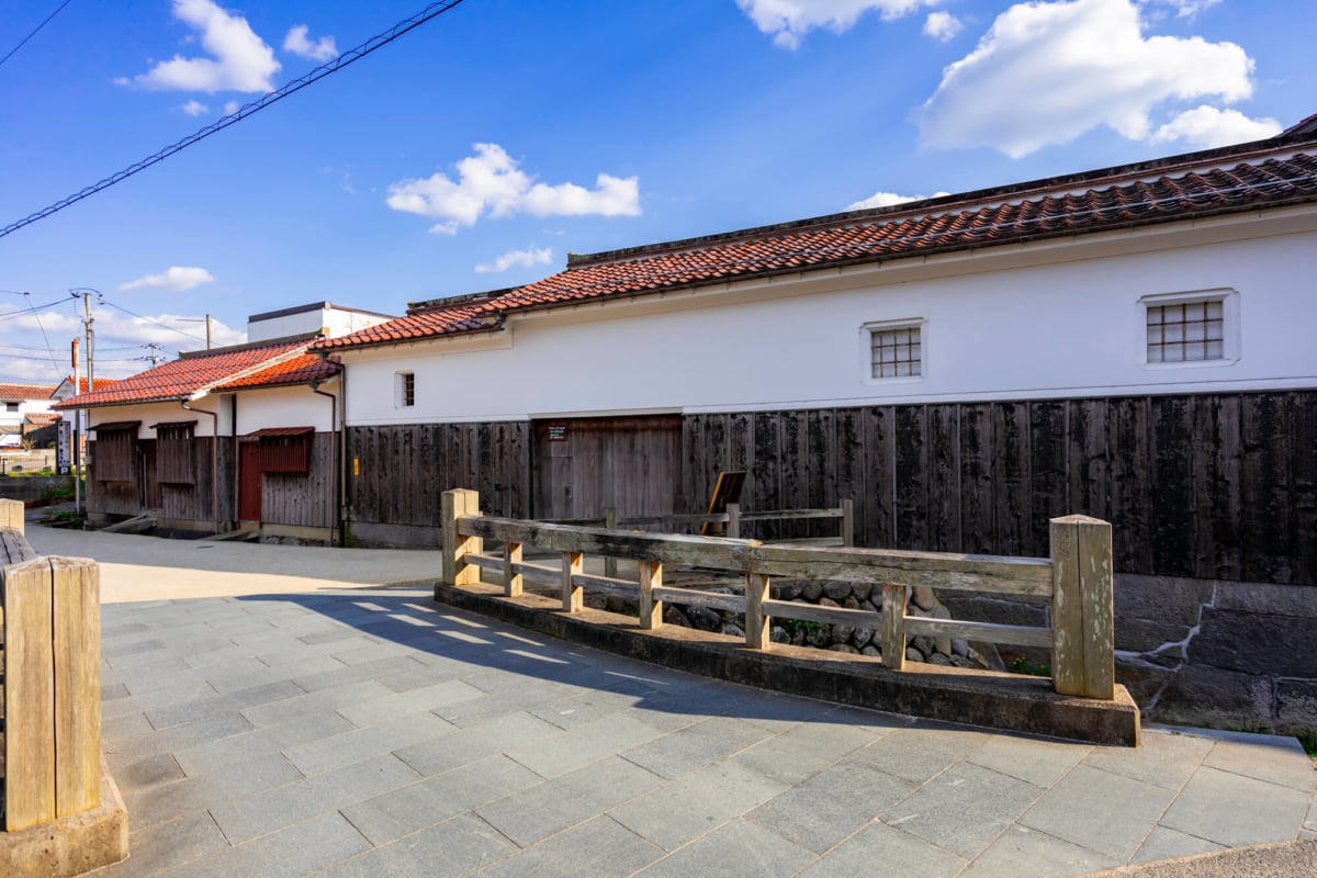 Recommandé 7 spots touristiques dans la ville de Kurayoshi! Promenez-vous dans les entrepôts à parois blanches et les lignes de train abandonnées enchanteresses