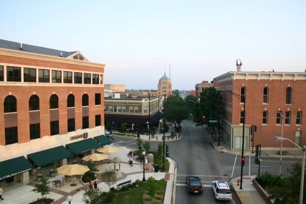 7 spots touristiques incontournables pour découvrir le charme de l'Université City Champaign