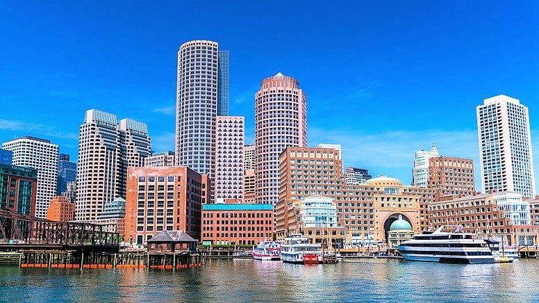 Découvrez les souvenirs recommandés de Boston, une ville débordante d'une atmosphère académique rafraîchissante!