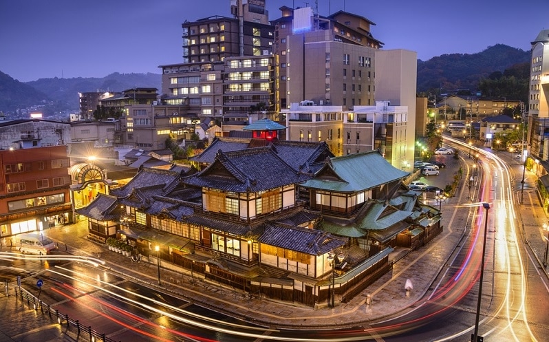 Si vous cherchez des spots de vue nocturne dans la préfecture d'Ehime, c'est l'endroit! Une liste soigneusement sélectionnée de 5 points de vue nocturne recommandés à Ehime!