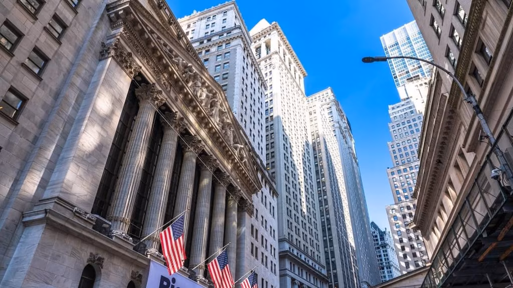 Faisons le tour de « Wall Street » à Manhattan, New York 