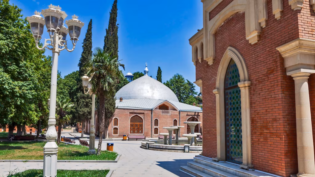 5 points touristiques incontournables à Ganja! Explorez la deuxième plus grande ville de l'Azerbaïdjan