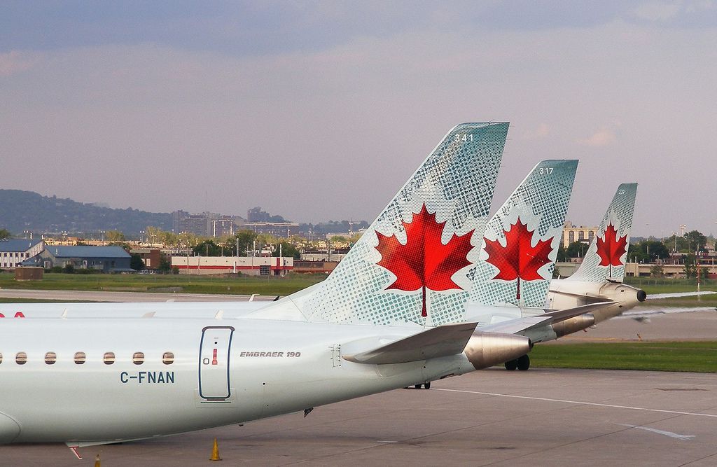 Como viajar do aeroporto de Montréal-Trudeau para Montreal de ônibus e carro
